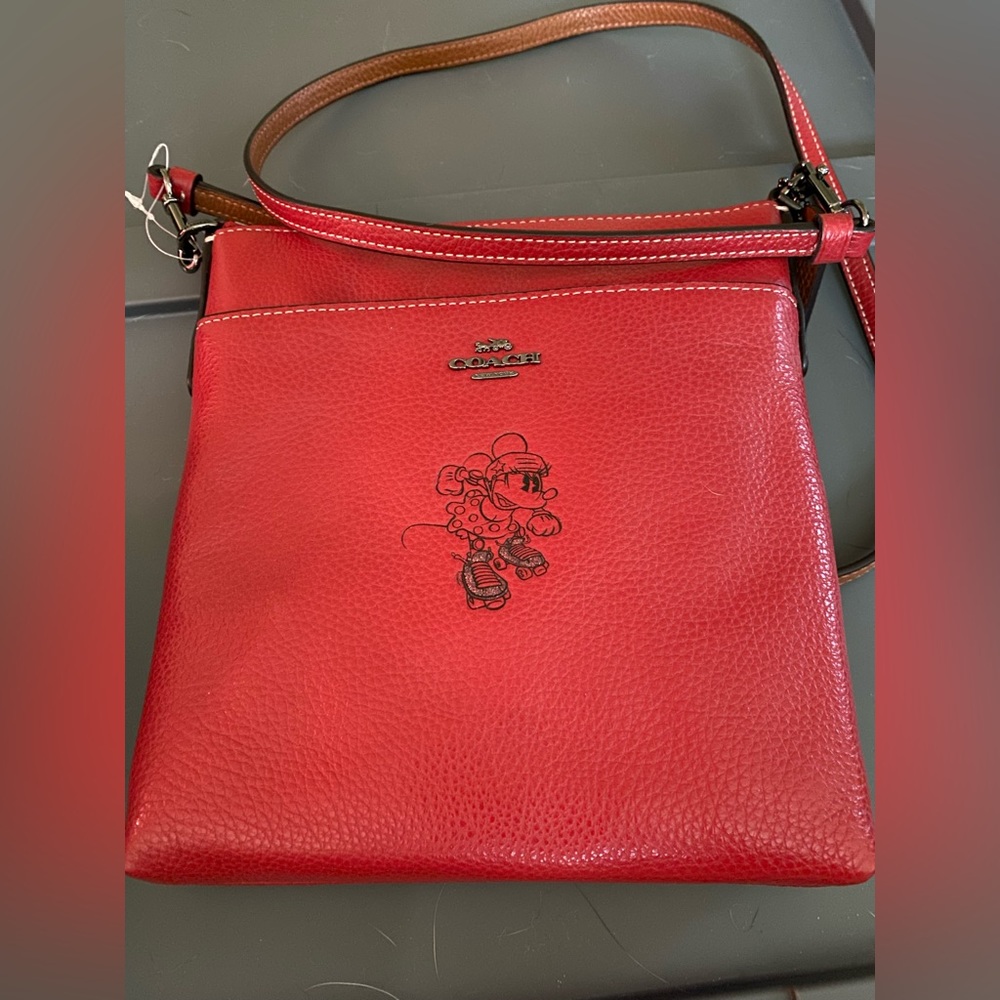 NWOT Disney Coach Minnie Crossbody